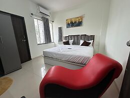 Hotel Yellow House