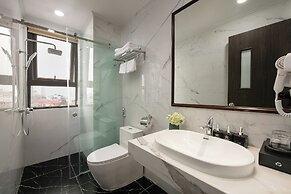 Hanoi Plaza Suite Hotel & Spa