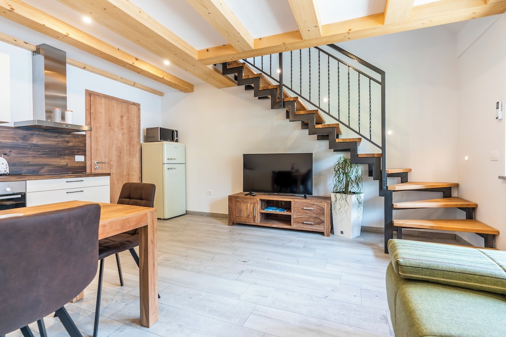 APARTMA MM
