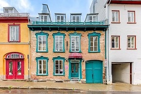 St. Ursule Two-Storey Oasis