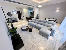 Tiara Residence - Sea View Apartments