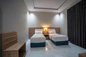 Holiday Plus Tabba Apartments