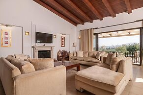 Olive Grove Luxurious Villa With Private Pool Est