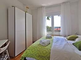 Apartments Nea