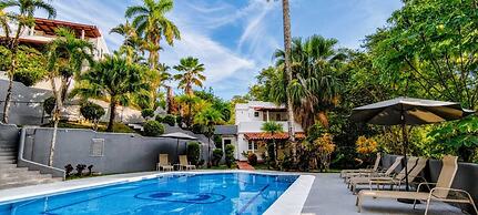 Alma Vida Hotel