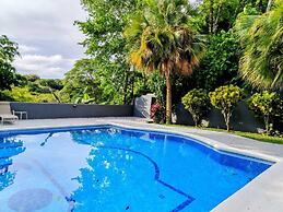 Alma Vida Hotel