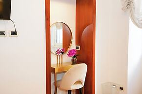 Karisma Suites