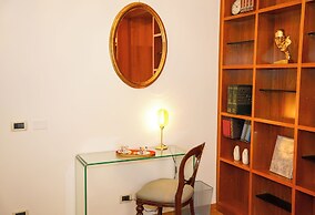 Karisma Suites