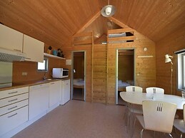 Cabin in Camping Resort-shared Bathroom