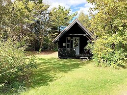 Cabin in Camping Resort-shared Bathroom