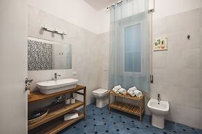 Dante Suites