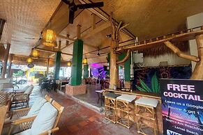 Noah’s Ark Cannabis Bar Restaurant Hostel