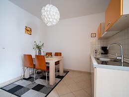 Rovinj Seaside Apartment for 3