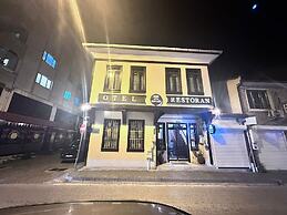 1881 ATA KONAĞI
