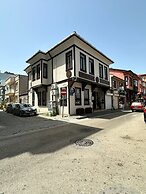 1881 ATA KONAĞI