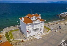 1881 ATA KONAĞI