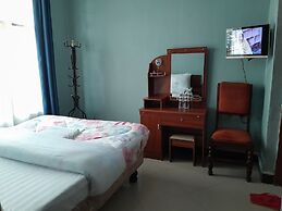 HIGHLAND BREEZE AVACADO HOTEL