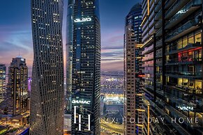 LUX The Marina Gate Sea View Suite