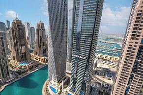 LUX The Marina Gate Sea View Suite