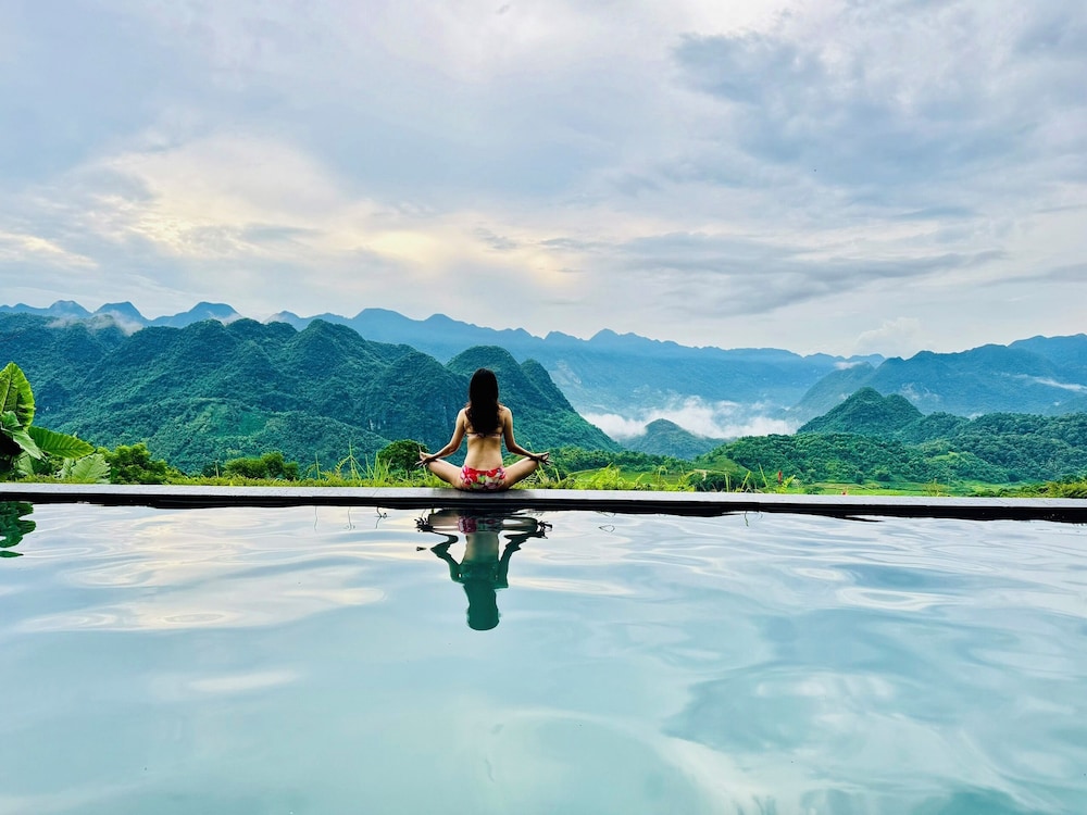 Puluong Retreat