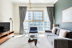 Cozy Marina View 1BR w Pool Gym
