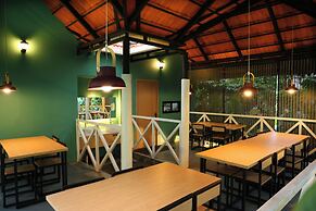 Bay View Suites Vythiri