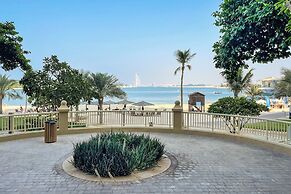 Upgraded 2BR Apartment at the Beach
