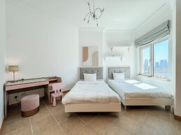 Upgraded 2BR Apartment at the Beach