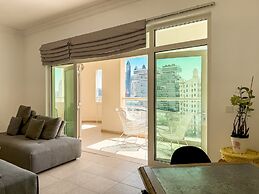 Upgraded 2BR Apartment at the Beach