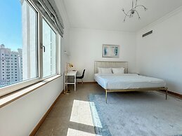 Upgraded 2BR Apartment at the Beach