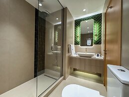 Upgraded 2BR Apartment at the Beach