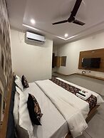 Hotel Mahnsh Palace