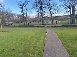 Spacious one bed Quartermile Apartment With Breathtaking Park Views - 