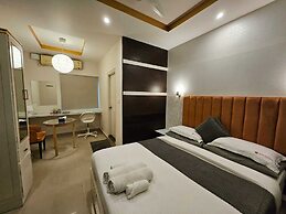 Royal Residency