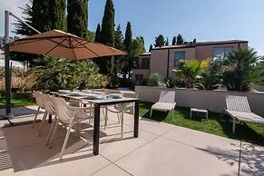 AdeLis Residence