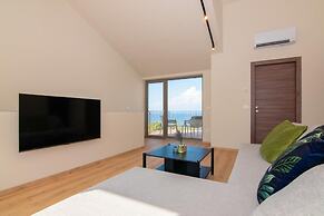 AdeLis Residence