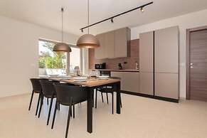 AdeLis Residence
