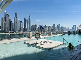 Marina Harbour View 2BR & Beach Access