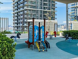 Marina Harbour View 2BR & Beach Access