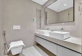 Marina Harbour View 2BR & Beach Access