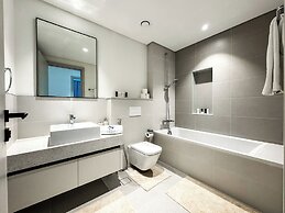 High floor Panoramic 2BR & Private Beach