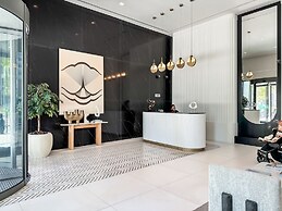 High floor Panoramic 2BR & Private Beach