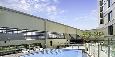 LUX The Voleo Canal View Suite