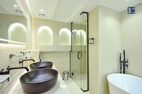 Elegant 3BR Apt. 4 Balconies in 29 Blvd