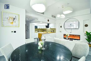 Elegant 3BR Apt. 4 Balconies in 29 Blvd