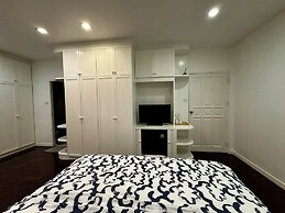 Comfy Crib Hostel 2