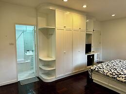 Comfy Crib Hostel 2
