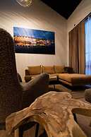 Broncks Apartments