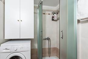 Niman Beachside Apartments
