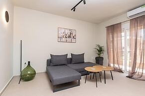 Niman Beachside Apartments